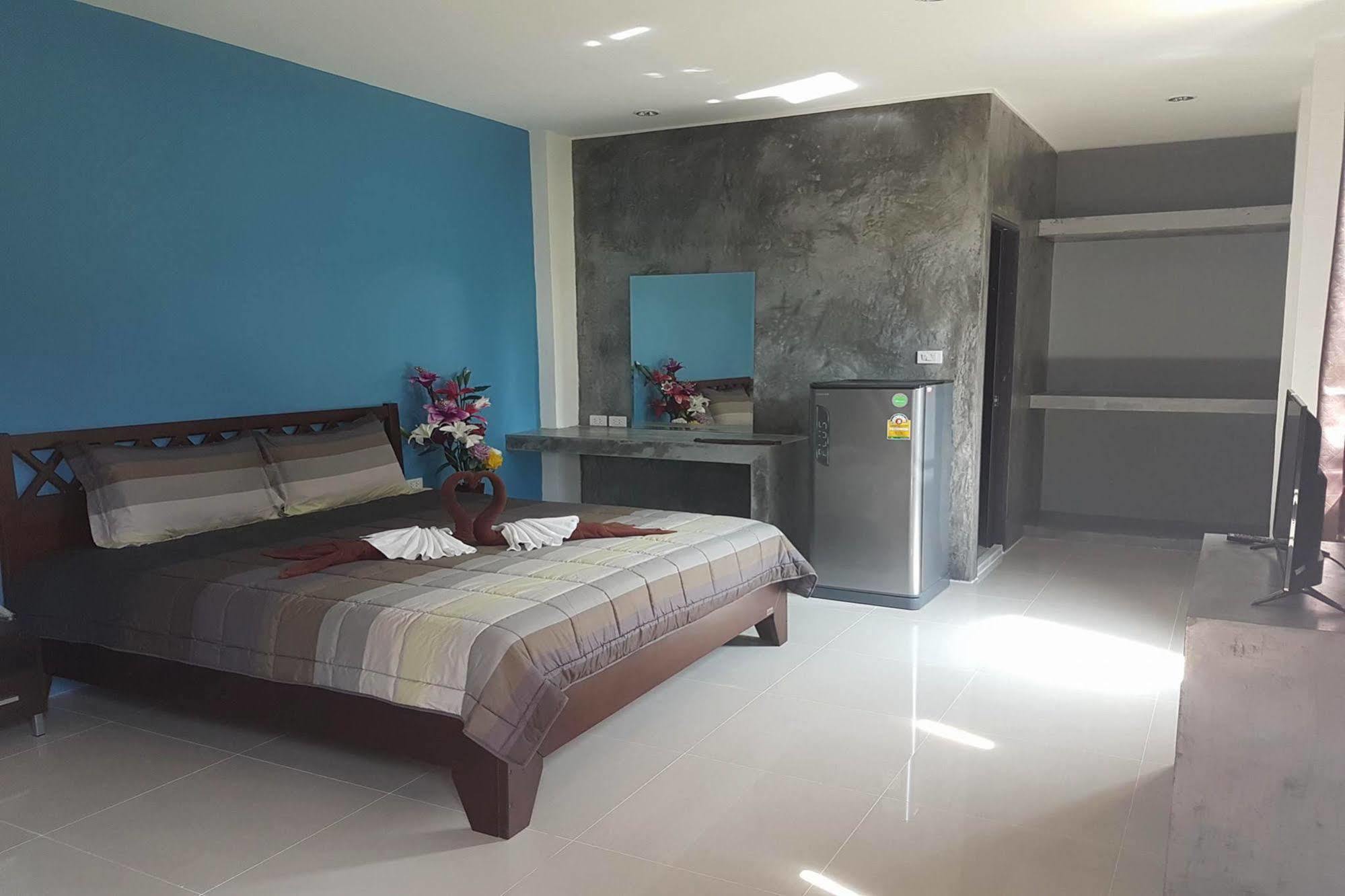 Hotel K-Bunk Aonang Center Ao Nang Esterno foto