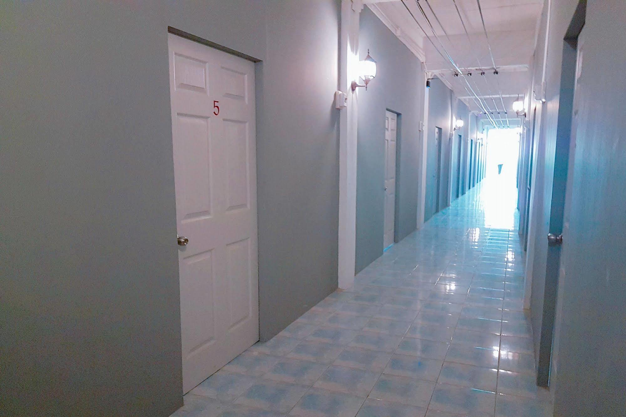 Hotel K-Bunk Aonang Center Ao Nang Esterno foto